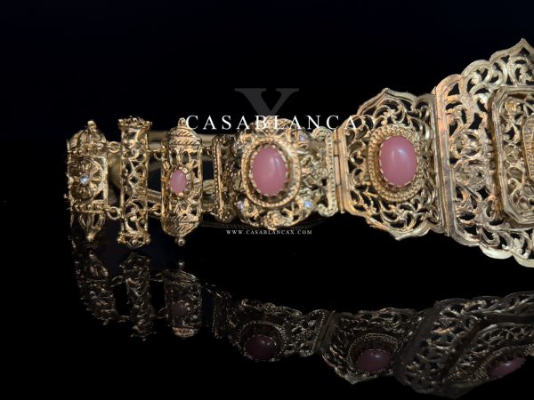 Ceinture marocaine dorée Mdamma rose – Jireya – Image 4